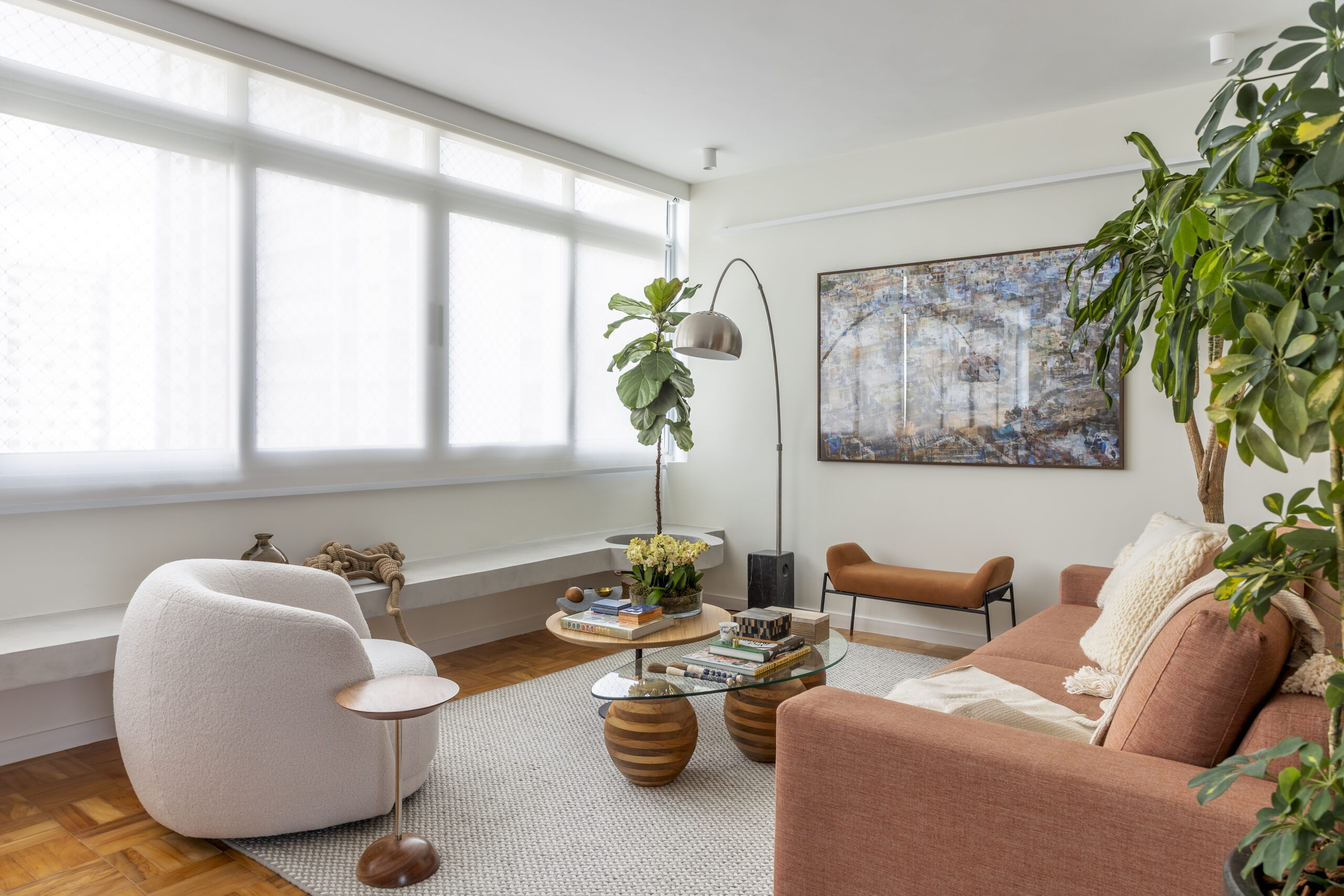 Sala de estar inspirada na temática de apartamento Brasília antigamente
